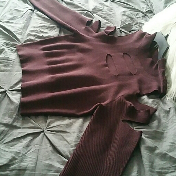 Top - Picture 2 of 3